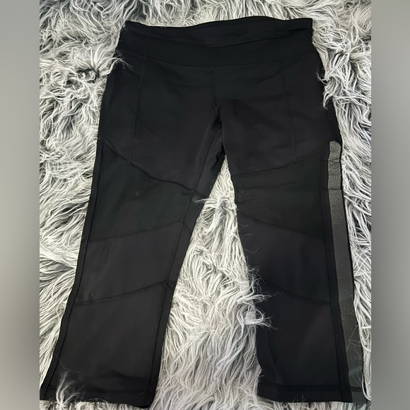 Lululemon capri pants - Picture 4 of 8